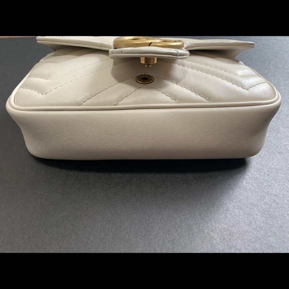 Authentic Gucci super mini Marmont white - Picture 7 of 8